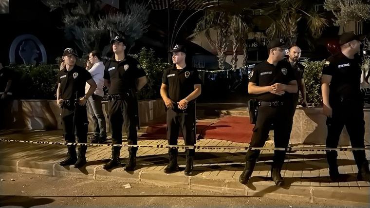 Denizli'de alacak verecek kavgası silahlı çatışmaya döndü: Çok sayıda ölü ve yaralı var 12:35