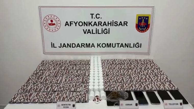 28 ilde uyuşturucu madde satıcılarına yönelik operasyon: 548 kilo uyuşturucu madde ele geçirildi