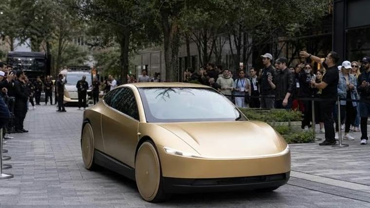 Direksiyonsuz Tesla Cybercab'a güvenlik incelemesi