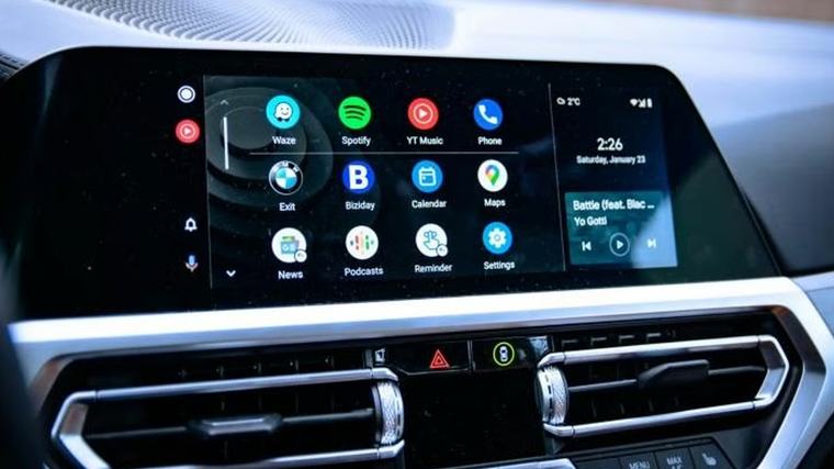 Siri henüz hazır değilken dev hamle geldi: Meta AI Apple CarPlay'e entegre oldu