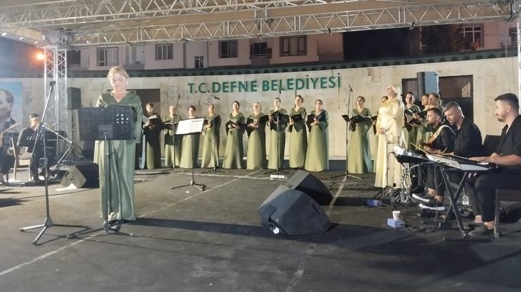 Hatay Mozaik Korosu'ndan anlamlı konser: 'Barış Ezgileri' Defne'de yankılandı