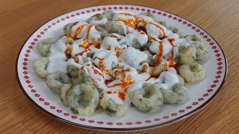 Çay saatleri için nefis bir fikir: Patates mantısı