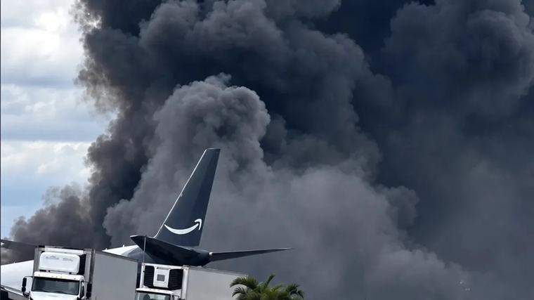 Miami'de Amazon'a ait kargo uçağı pistten çıktı: İlk belirlemelere göre 5 kişi hayatını kaybetti