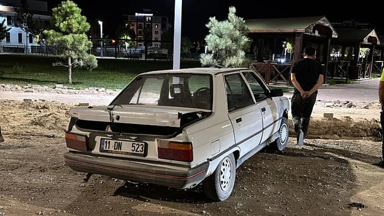 Aksaray’da korkutan kaza: Takla atan otomobilden burnu bile kanamadan çıktı!