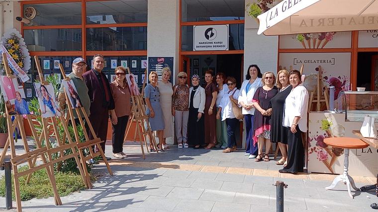 Yalova’da kadın cinayetlerine ve aile içi şiddete sanatla dikkat çekildi
