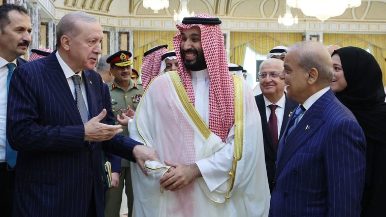 Mekke Paktı: Üçlü ittifak mı, yeni bir güvenlik mimarisinin başlangıcı mı?