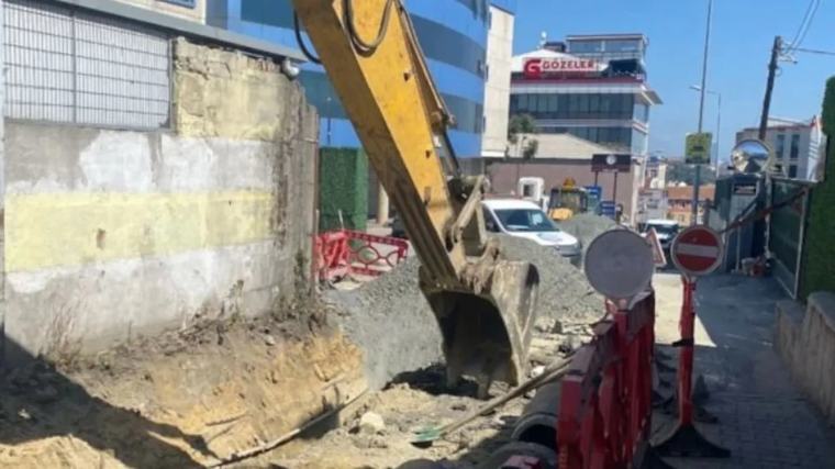 Eyüpsultan'da İSKİ'nin çalışma yaptığı esnada doğalgaz borusu patladı