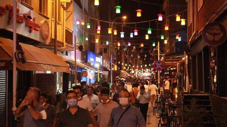 Eskişehir’de Barlar Sokağı gerilimi!