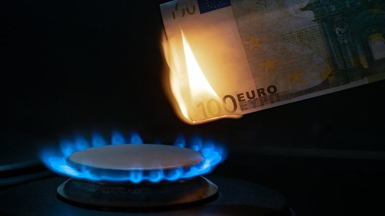 Avrupa'da doğal gaz fiyatları yeniden yükseldi