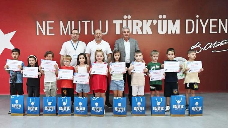 Bozüyük’te Yaz Spor Okulları Satranç Eğitimleri şenlikle tamamlandı