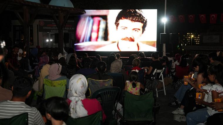Keçiören'de açık hava sinemasında nostalji rüzgarı