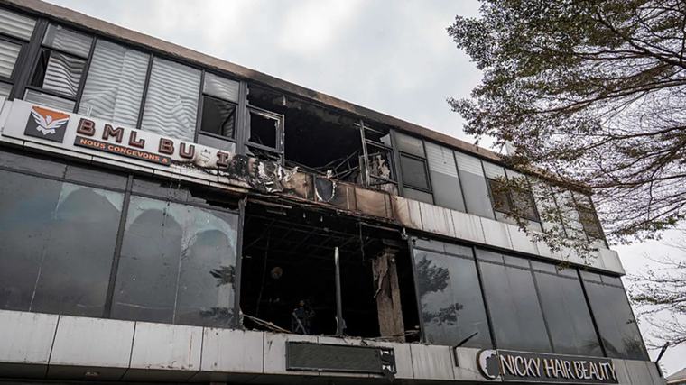 Düğün töreni faciaya dönüştü: 22 kişi yanarak can verdi