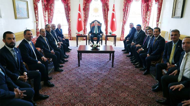 4 büyük spor kulüp başkanı Dolmabahçe'de Erdoğan'la görüştü