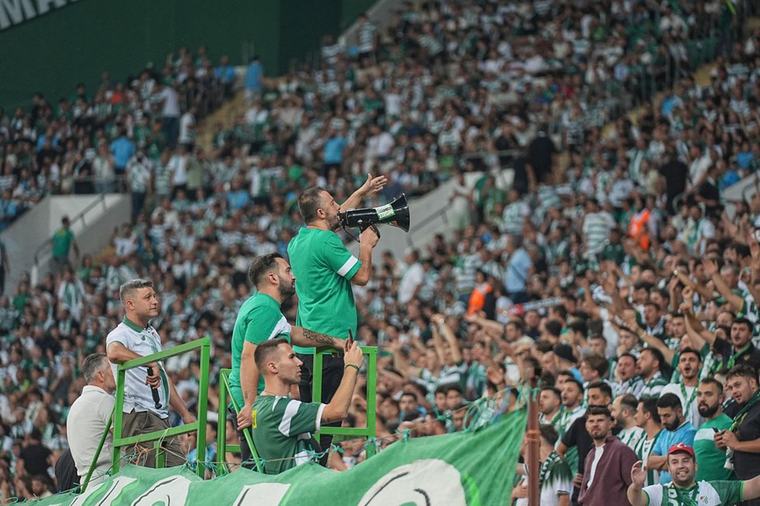 Adım adım değil, koşarak Süper Lig'e geliyorlar 09:32