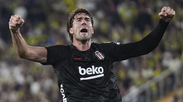 Vlahovic'ten takım arkadaşına 'Messi' benzetmesi
