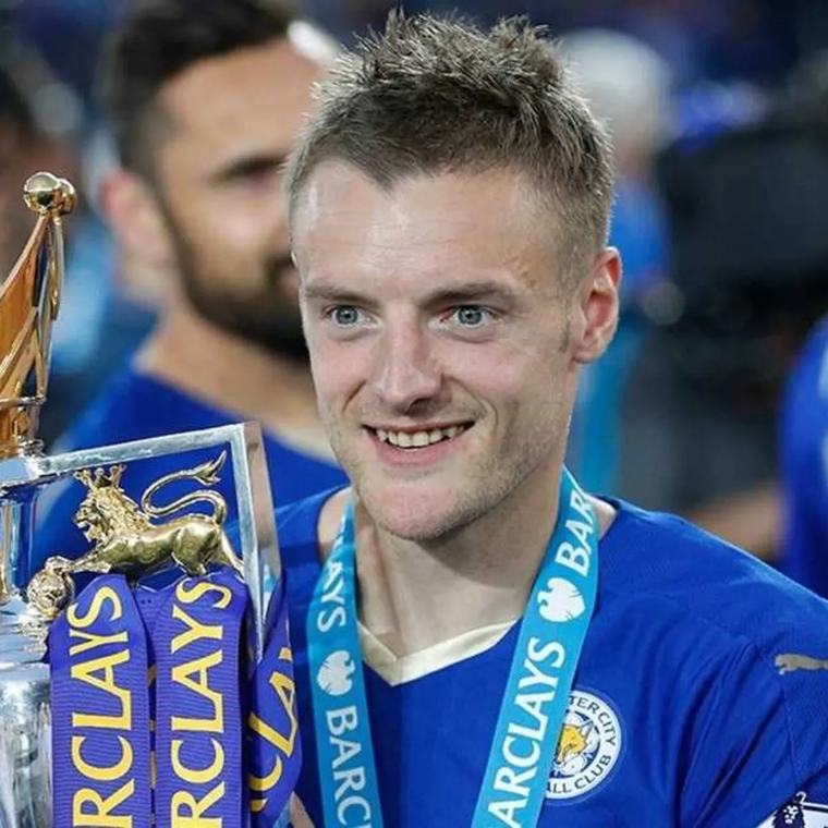 Jamie Vardy, 39 yaşında Burnley'e transfer oldu