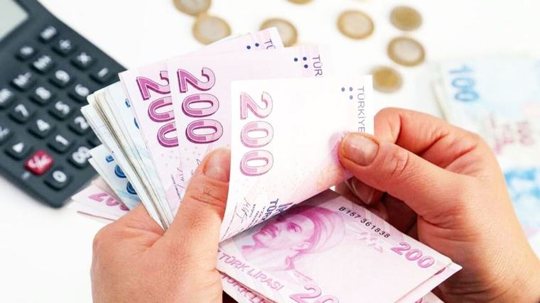“Ekonomik hataların bedelini emekçi ve emekli ödüyor”