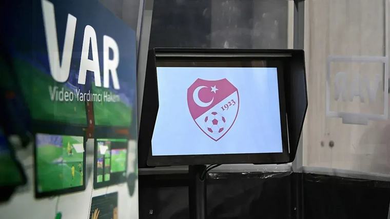 MHK derbi için kararını verdi: Fenerbahçe-Beşiktaş derbisinin VAR'ı belli oldu
