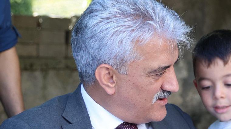 Akçakoca’daki kazada yaralananları Vali Makas ziyaret etti