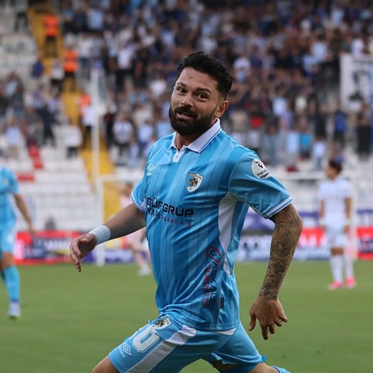 Erzurumspor FK evinde kazandı! TÜMOSAN Konyaspor’un hasreti sürüyor