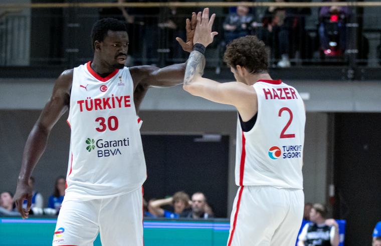 12 Dev Adam dünya sıralamasında 2 basamak yükseldi