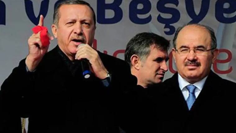 AKP'nin kurucu isminden 'Davutoğlu' tepkisi: 'Demokrasi bu ayrımı koruyabildiğimiz ölçüde güçlüdür'