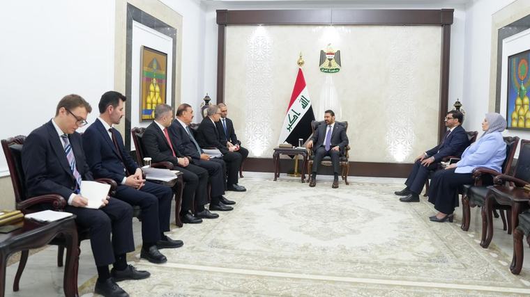 Irak Başbakanı Zeydi, Türkiye'nin Bağdat Büyükelçisi İnan ile görüştü