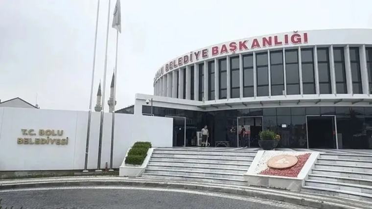 Bolu Belediyesi'nde araç kiralama usulsüzlüğüne 7 tutuklama!