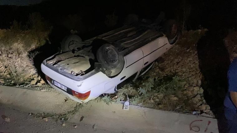 Mersin Erdemli’de trafik kazası: Kontrolden çıkan otomobil takla attı
