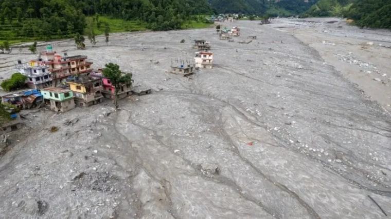 Nepal'deki selde can kaybı 1290'a yükseldi