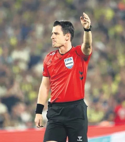 MUSTAFA ÇULCU / Hakem Meler uçurumdan atladı!