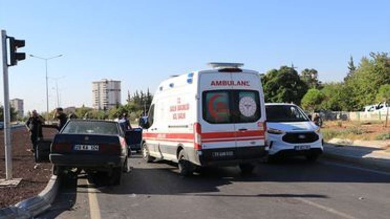Kilis’te feci kaza: Motosiklet sürücüsü hayatını ka