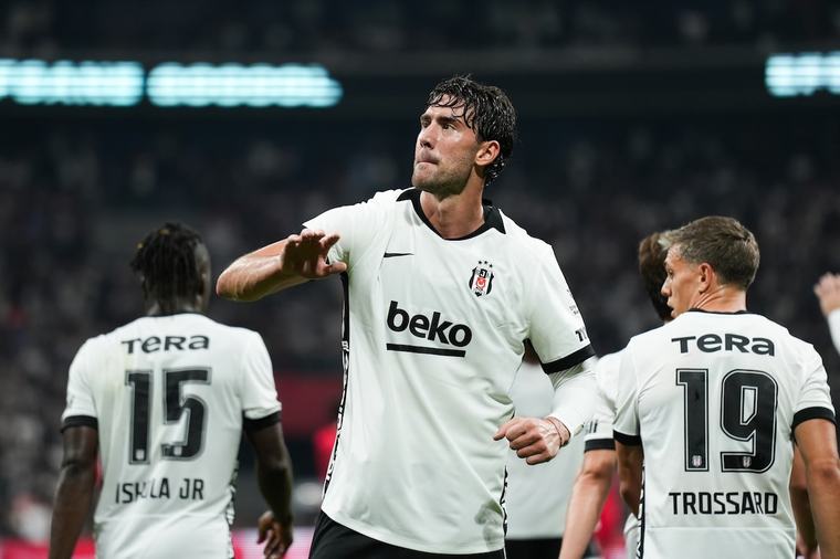İtalyan La Gazzetta, Vlahovic’in Çorum FK maçında patlamasının sırrını yazdı! İtaliano’ya muhtaçtı
