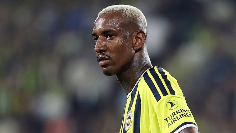 Fenerbahçe-Beşiktaş derbisinin ardından Talisca'dan çok konuşulacak paylaşım geldi